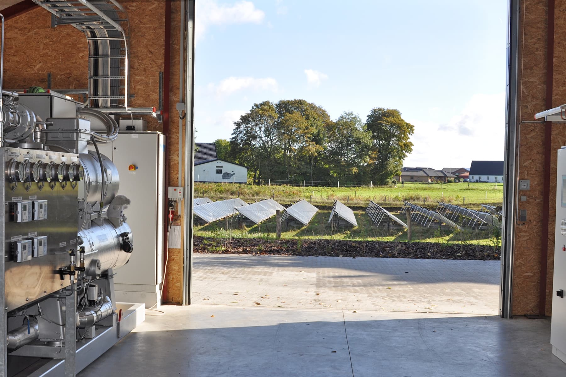 Waermepumpe Wärmepumpe für Wärmenetze zum erschließen von Abwärme auf niedrigen Temperaturniveaus sowie zur Nutzung von Überschussstrom aus erneuerbaren Energiequellen